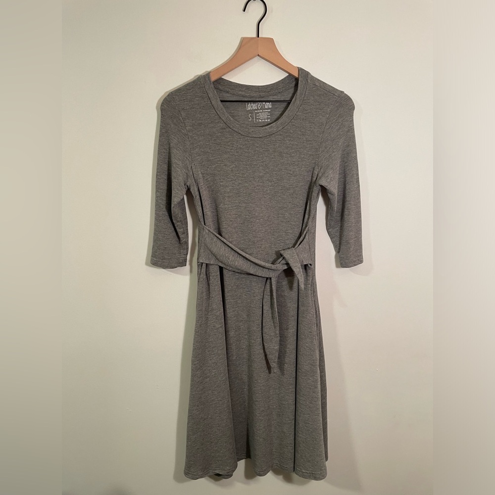 Latched Mama Heather Gray Nursing Midi Dress Pockets, Tie & 3/4 Sleeve, Small